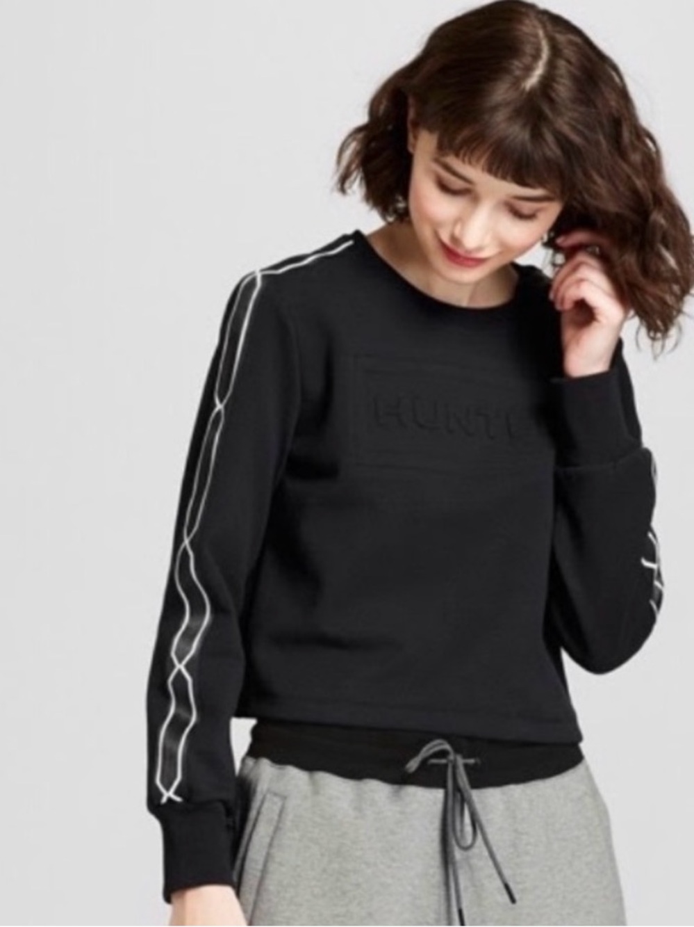 Hunter Black Crewneck Sweatshirt with White Sleeve Piping